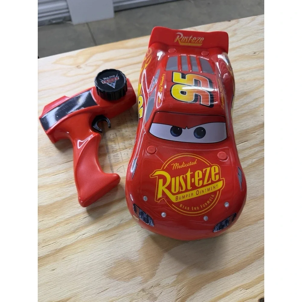 Disney Pixar Cars 3 Lightning McQueen RC Remote Control Car Tested Works
